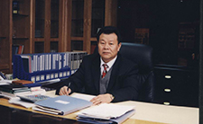 “做企业就像爬山”——访米兰官方注册董事长李建华